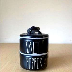 Brand new Rae Dunn salt and pepper stack